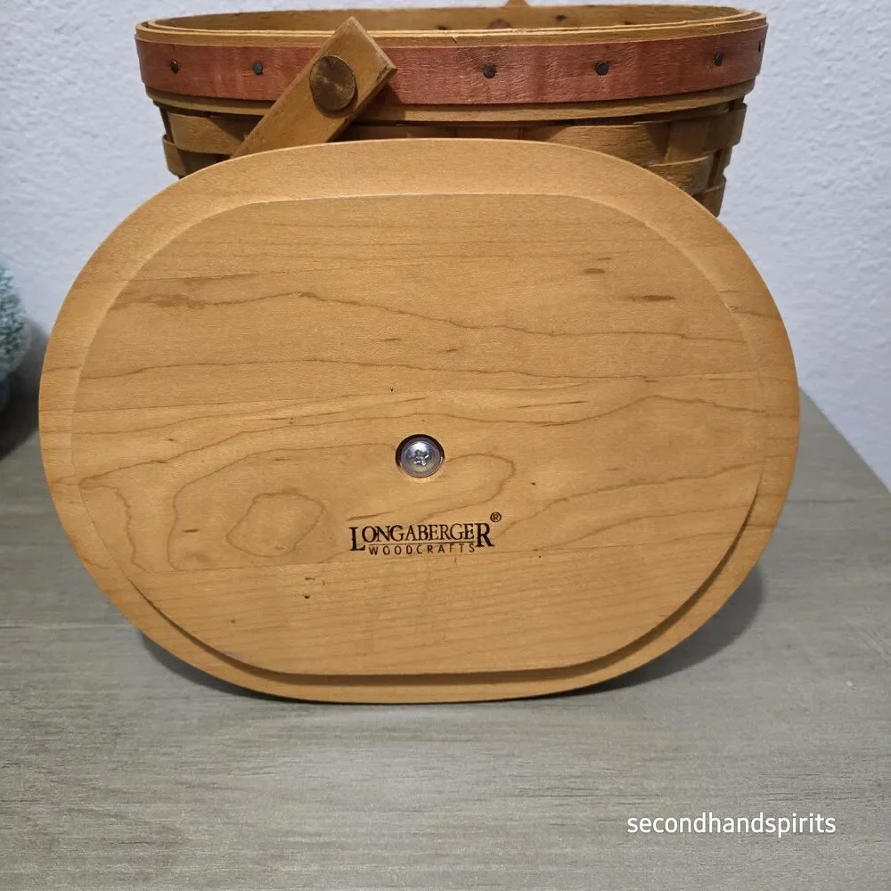 Longaberger Mother's Day Basket With Lid And Plastic Liner